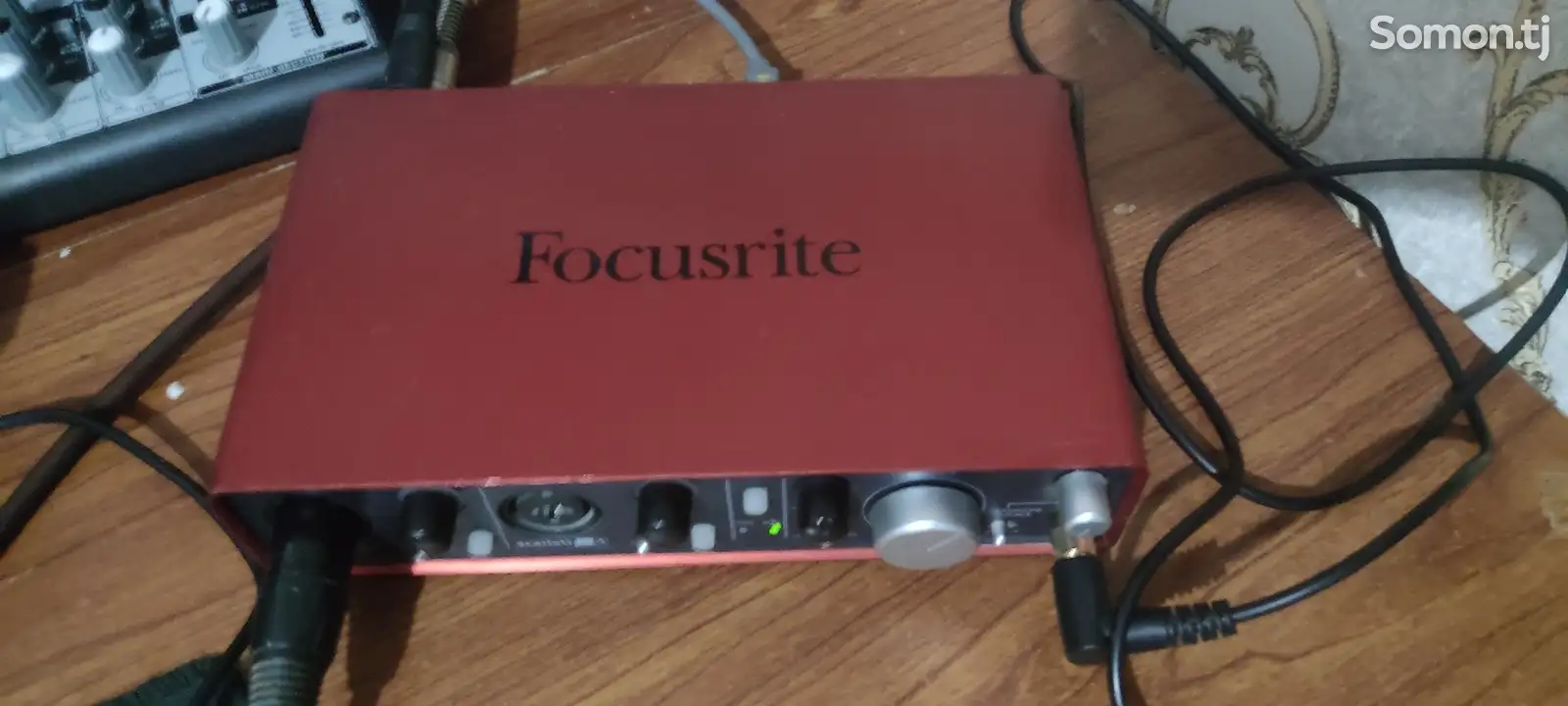 Focusrite Scarlett 2i4-2