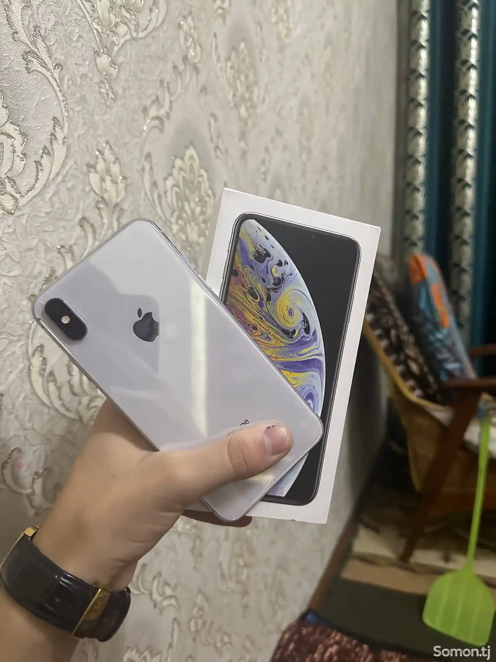 Apple iPhone Xs Max, 64 gb, Silver-1