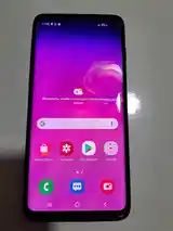 Samsung Galaxy S10-11