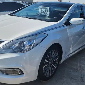 Hyundai Grandeur, 2011