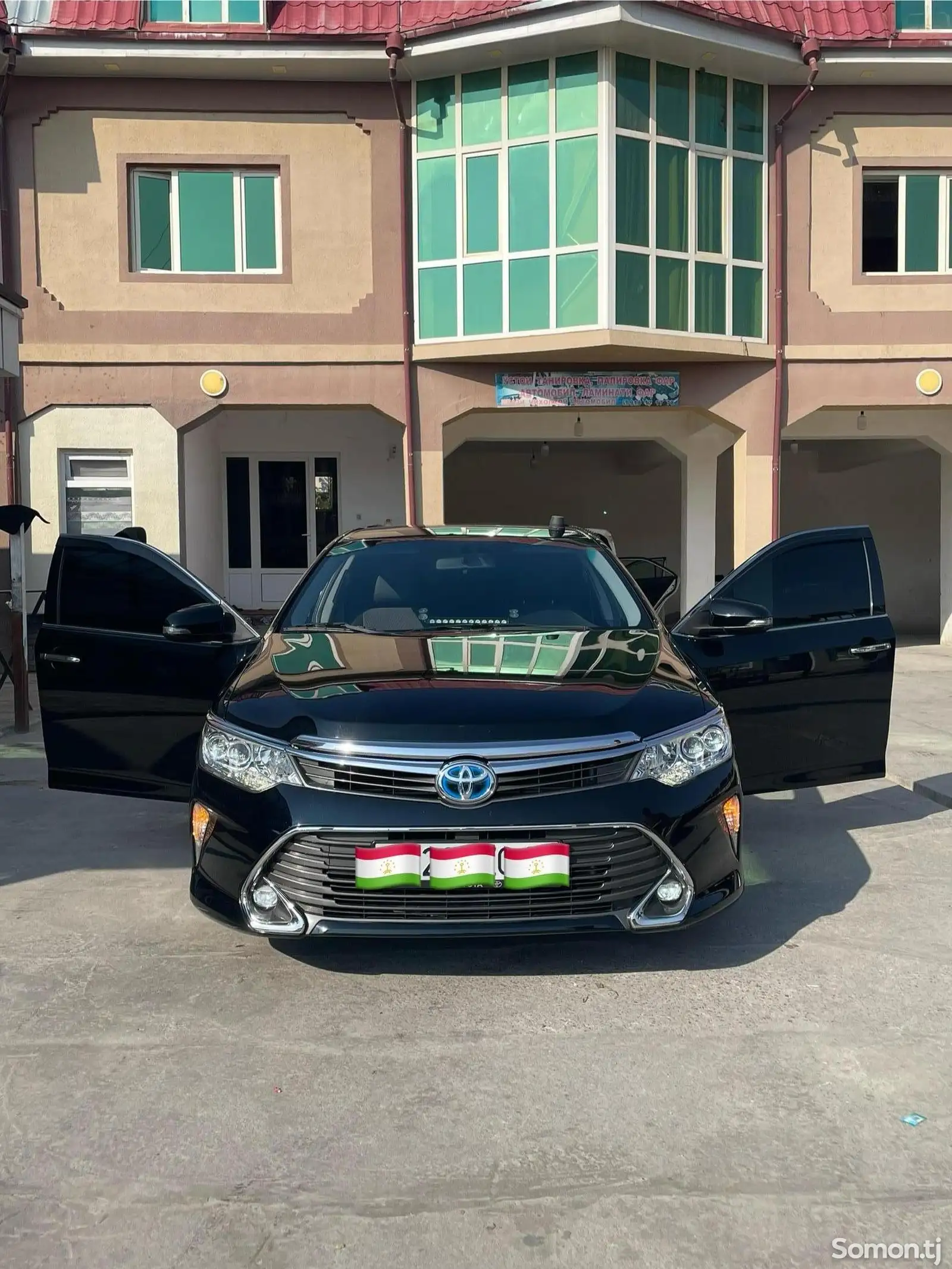 Toyota Camry, 2015-1