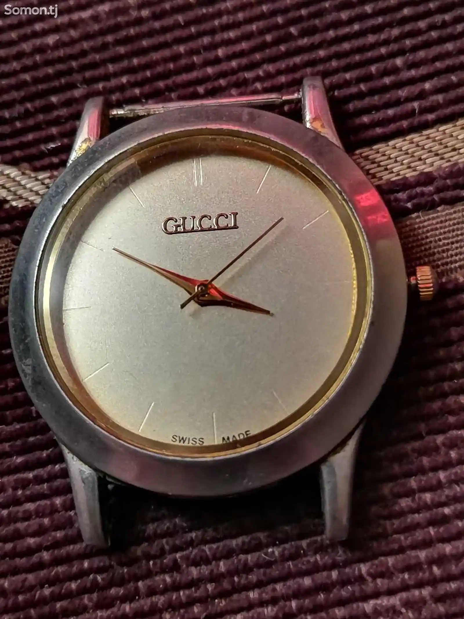 Женские часы Gucci-2