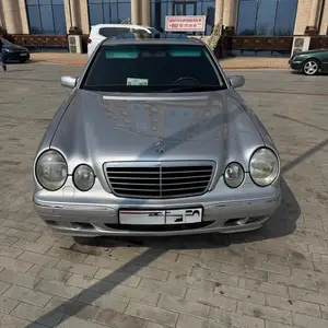 Mercedes-Benz E class, 2000