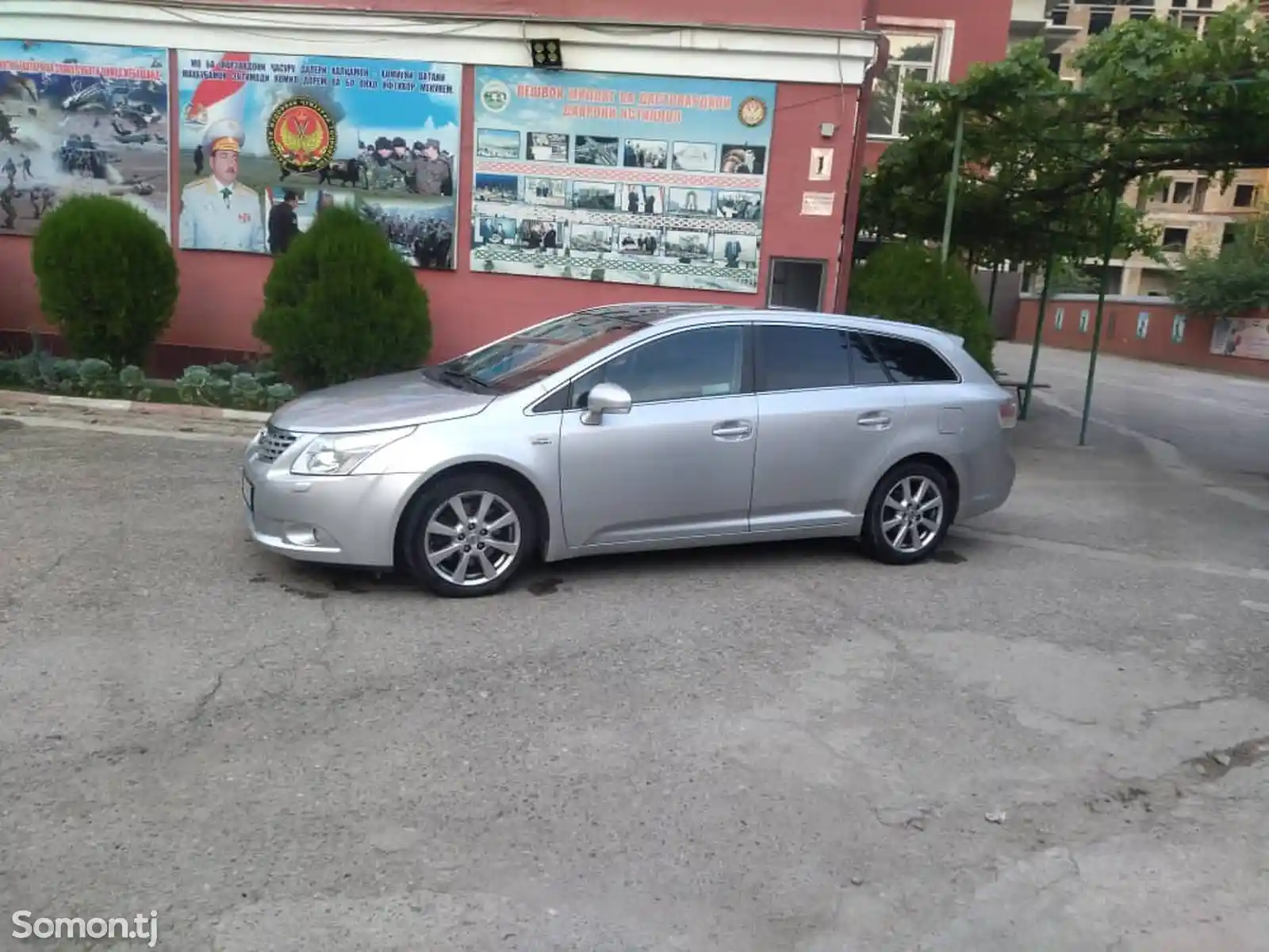 Toyota Avensis, 2010-4