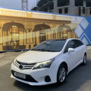 Toyota Avensis, 2015