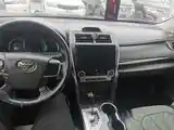 Toyota Camry, 2012-10