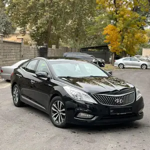 Hyundai Grandeur, 2011