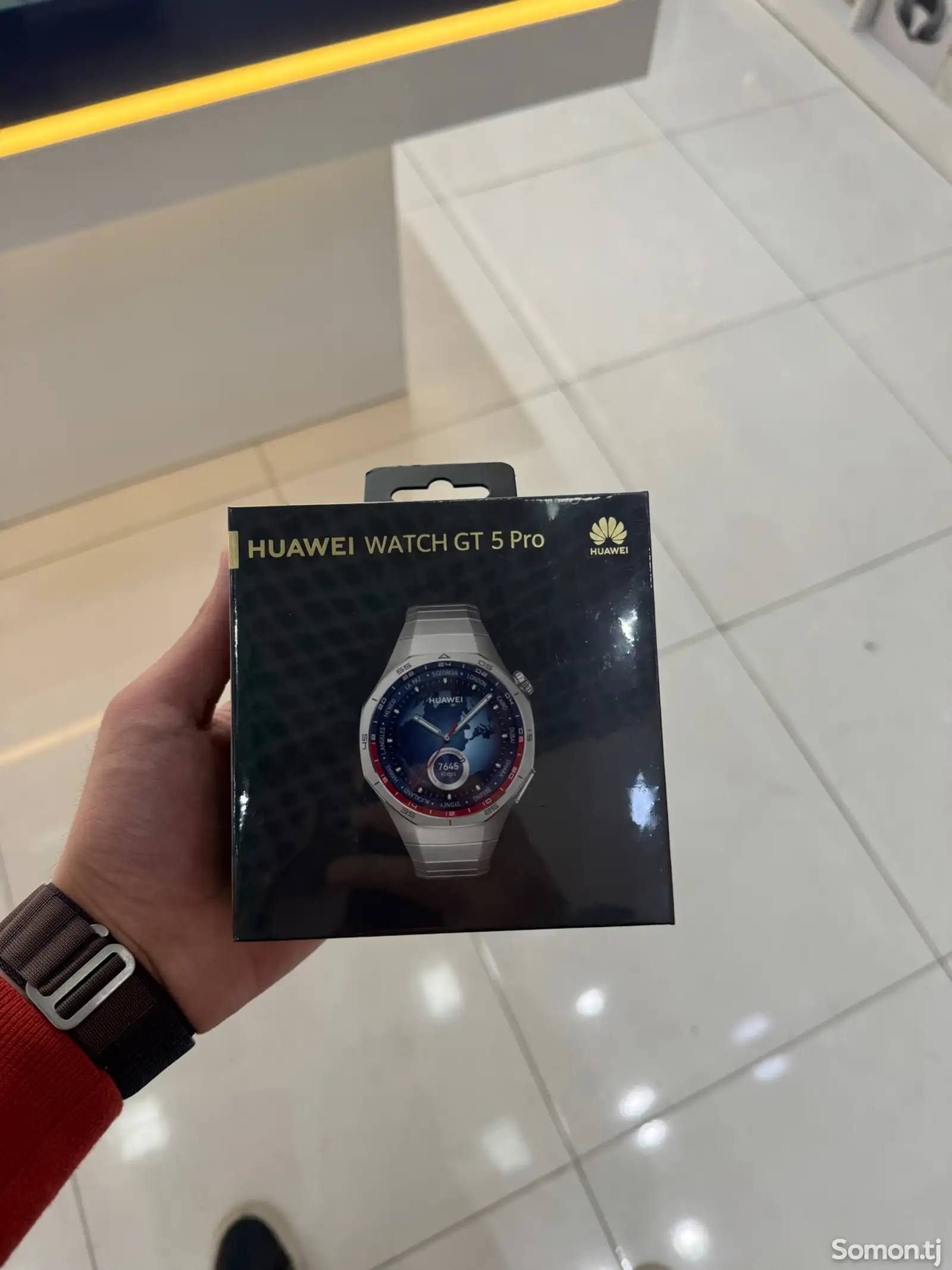 Huawei watch Gt5 pro 46mm Titanium case-1