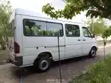 Mercedes benz sprinter-8