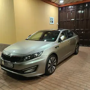 Kia K5, 2011