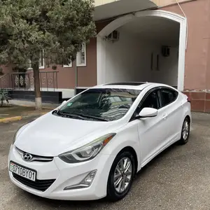 Hyundai Elantra, 2016