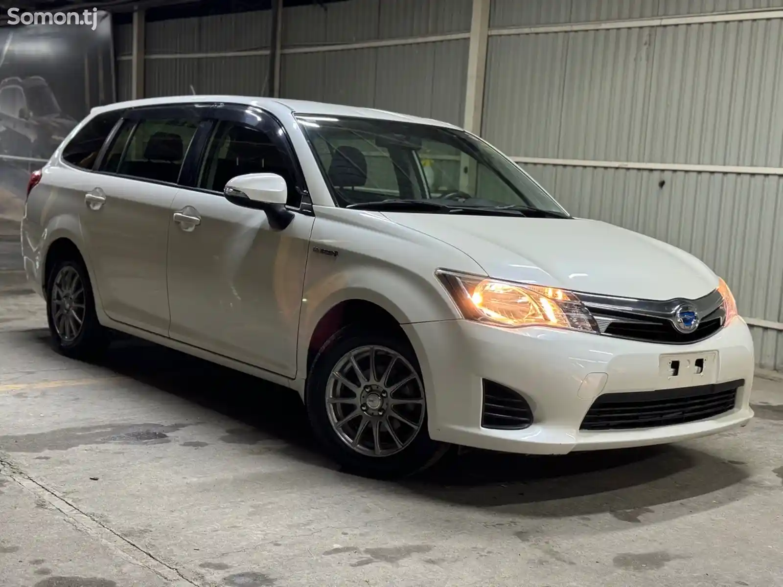 Toyota Fielder, 2014-2