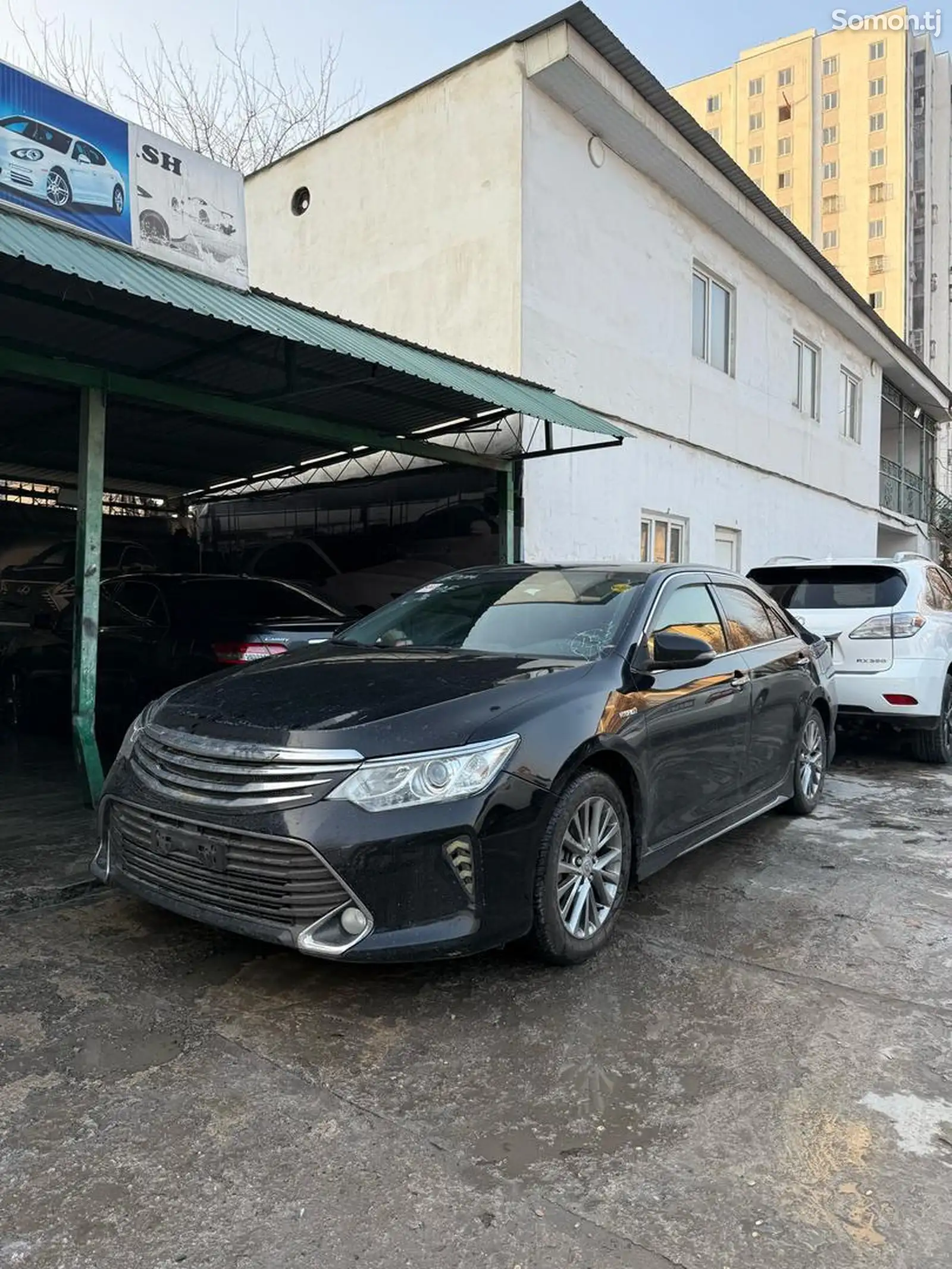 Toyota Camry, 2015-1