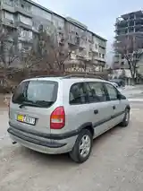 Opel Zafira, 2000-4