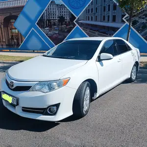 Toyota Camry, 2012