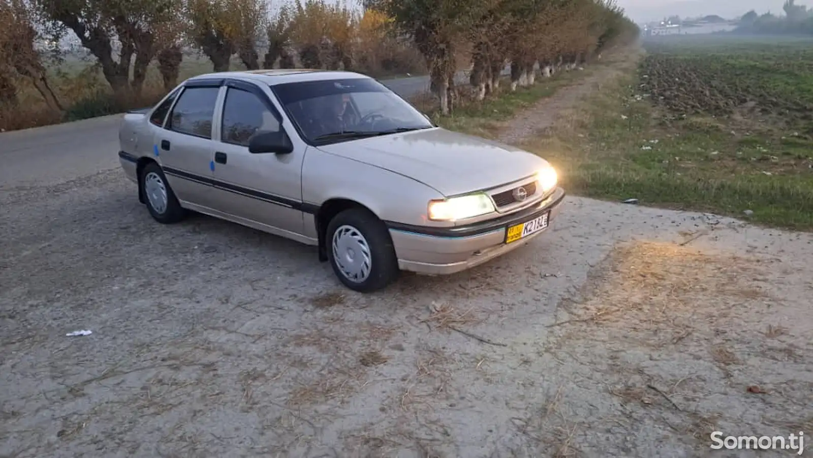 Opel Vectra A, 1990-1