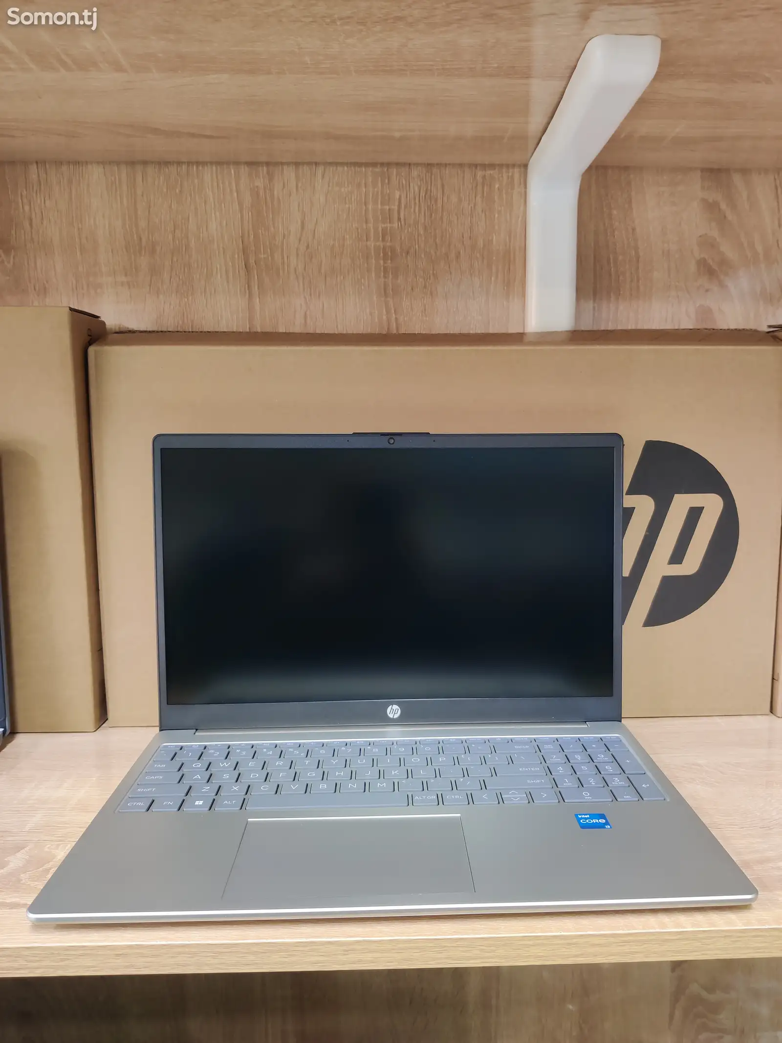 Ноутбук HP core i3 13ht-1