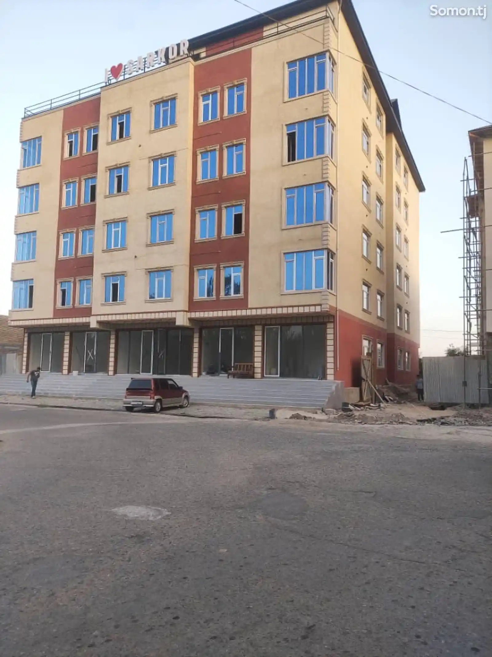 3-комн. квартира, 3 этаж, 82 м², саркор сити