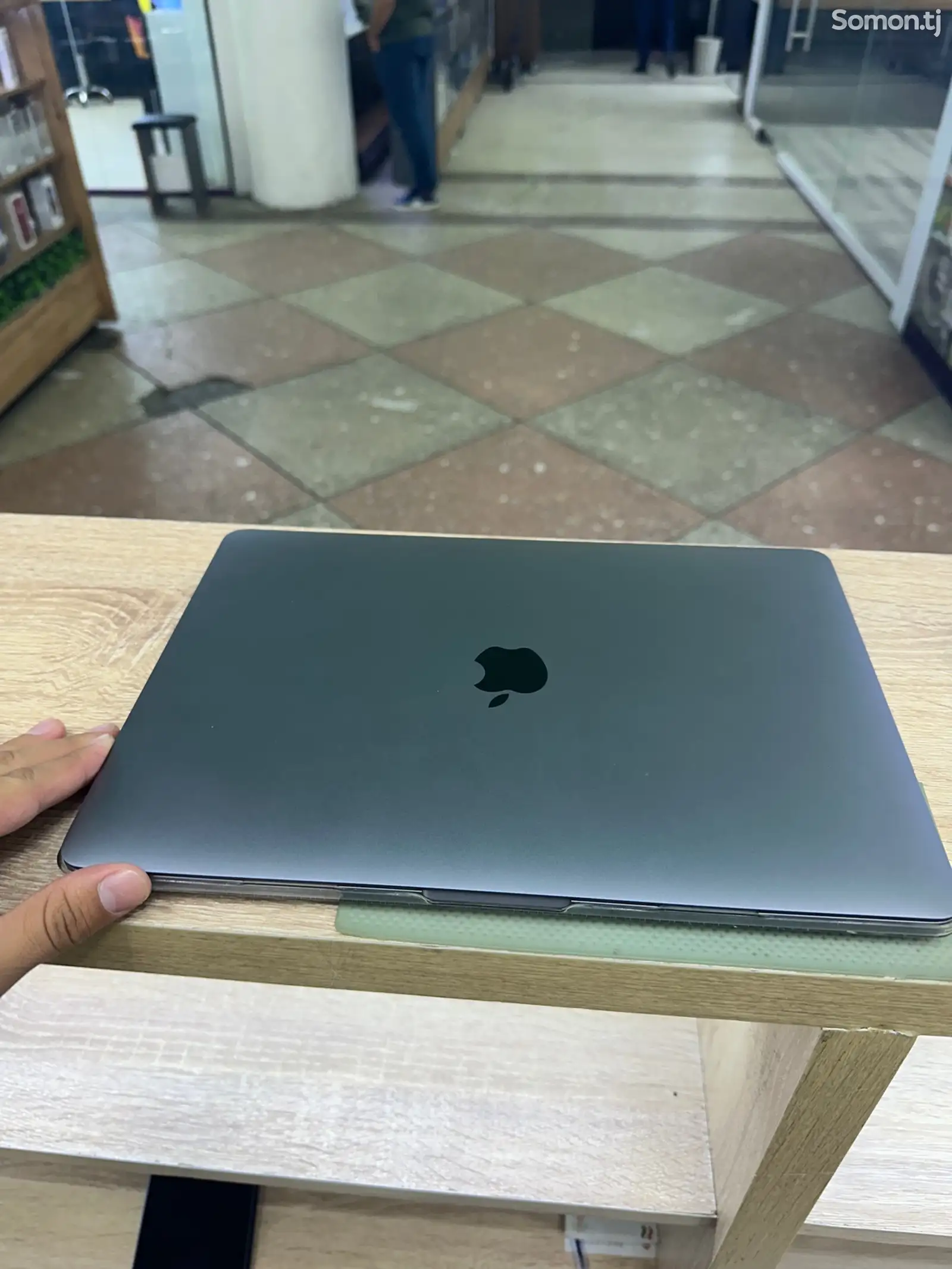 Ноутбук Apple MacBook Pro-2