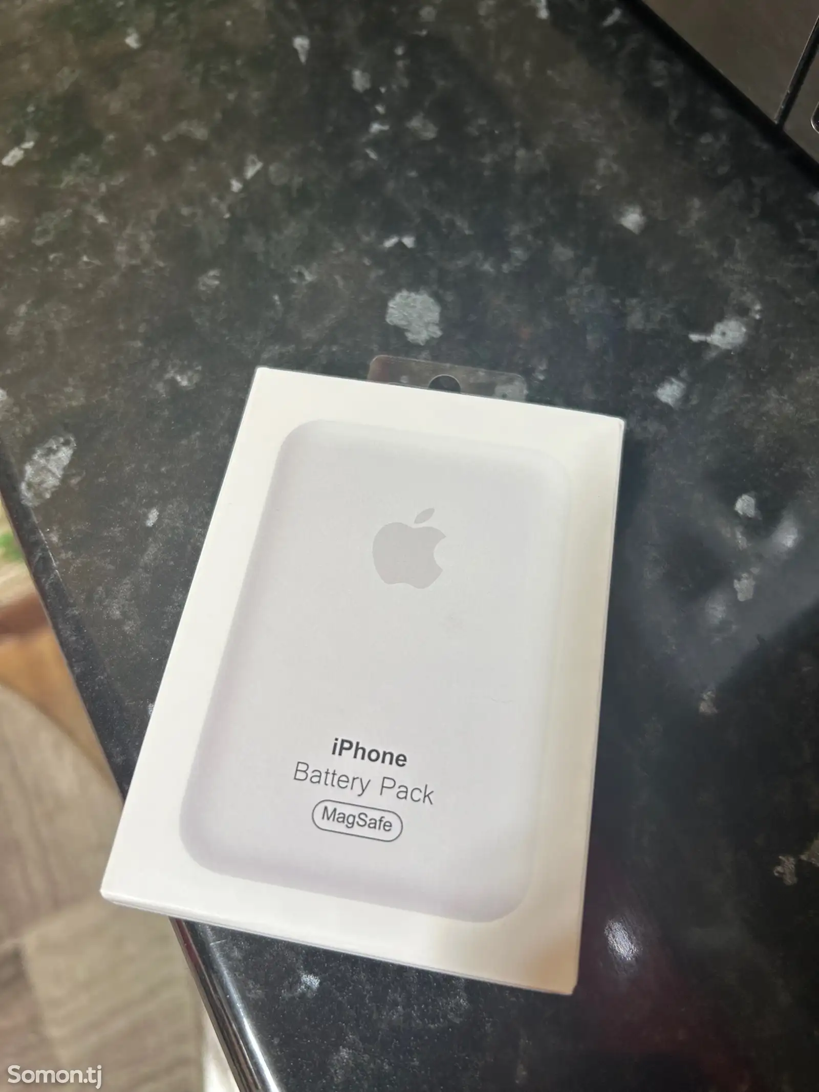 Внешний аккумулятор iPhone Battery Pack Magsafe 5000mach-1