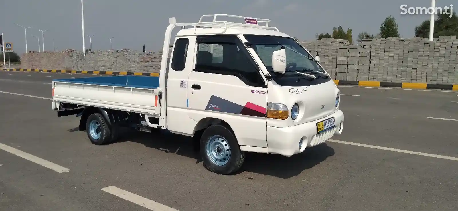 Бортовой автомобиль Hyundai Porter, 2003-1