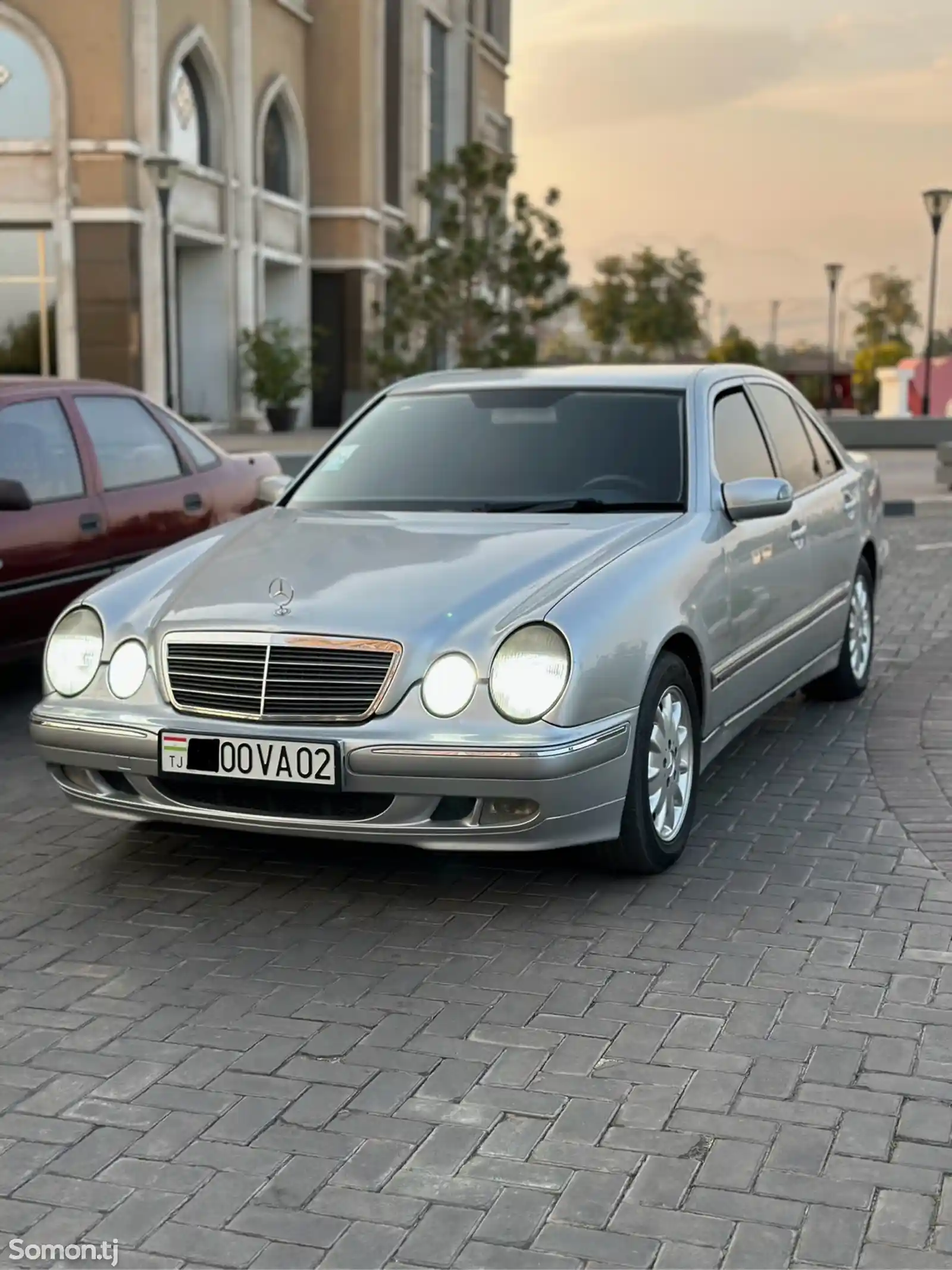 Mercedes-Benz E class, 2000-3