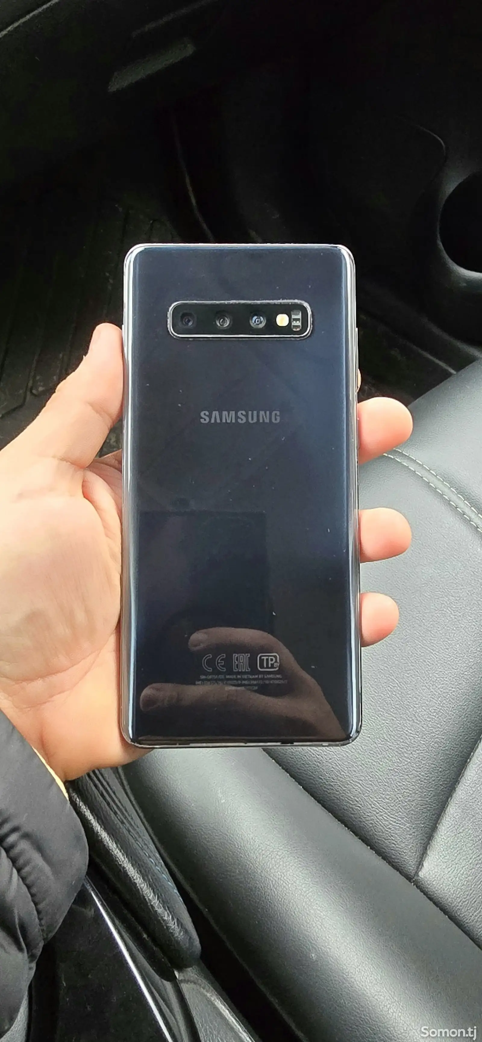 Samsung Galaxy s10+-1