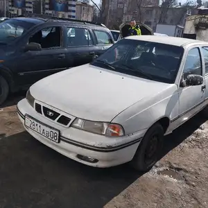 Daewoo Nexia, 1996