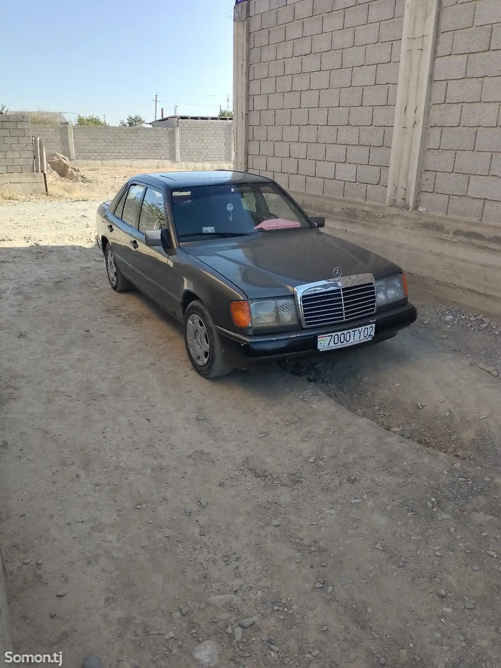 Mercedes-Benz W124, 1989-1