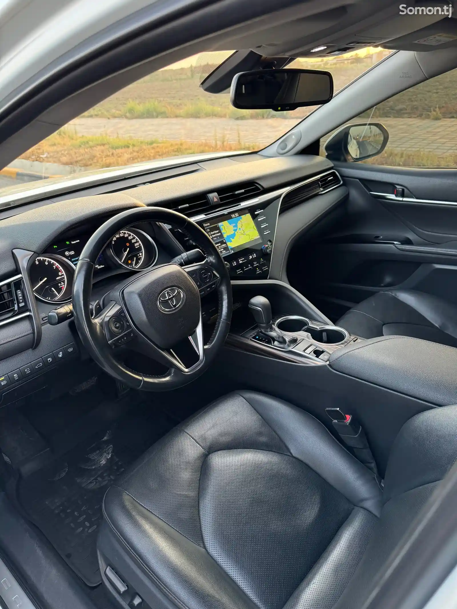 Toyota Camry, 2019-9