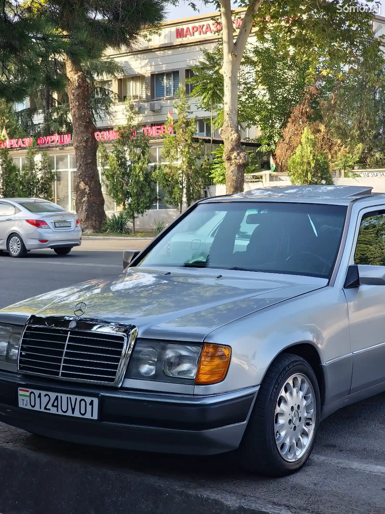 Mercedes-Benz W124, 1993-10