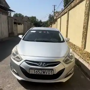 Hyundai i40, 2014