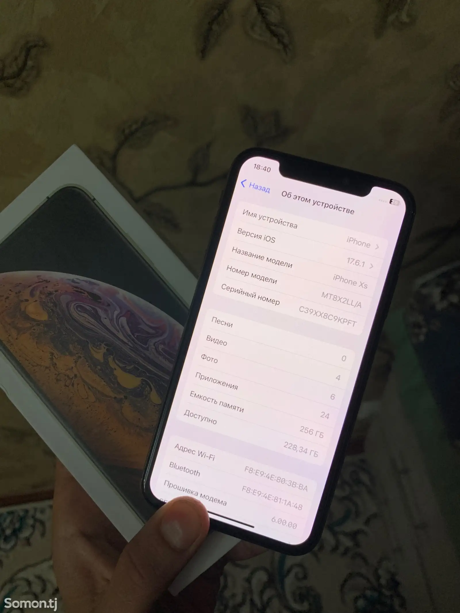 Apple iPhone Xs, 256 gb, Gold-4