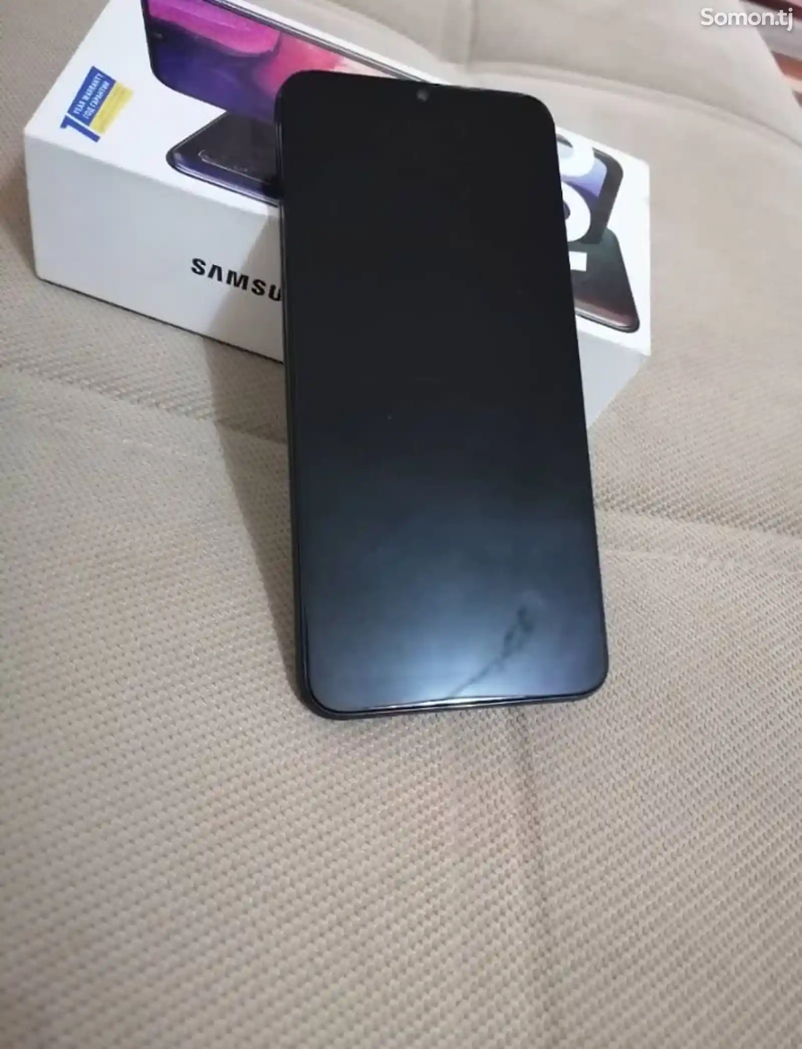 Samsung Galaxy A50-5