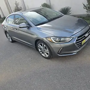 Hyundai Elantra, 2017