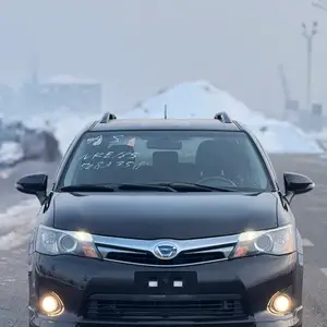 Toyota Fielder, 2015