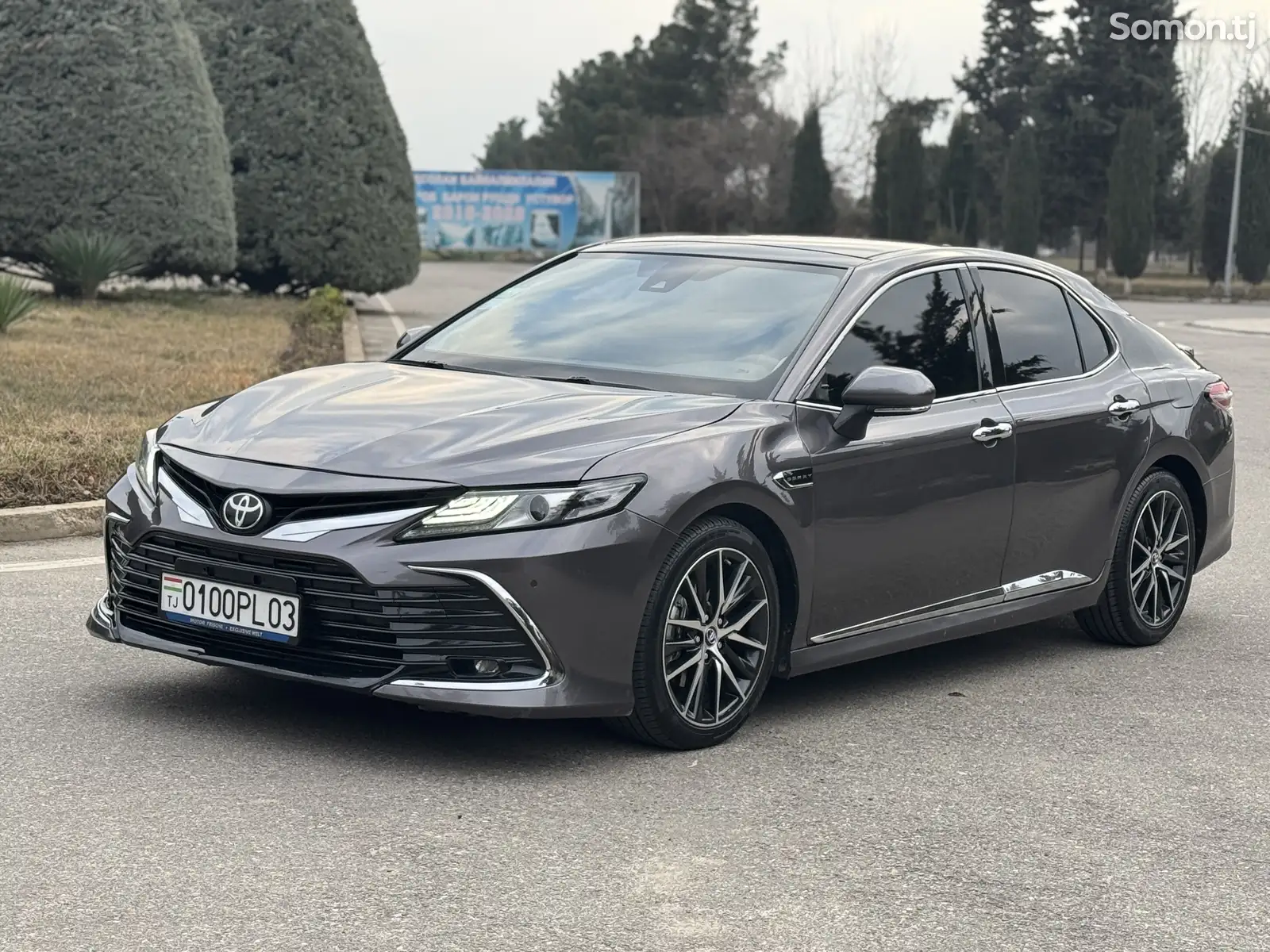 Toyota Camry, 2018-1