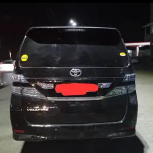 Toyota Vellfire, 2014