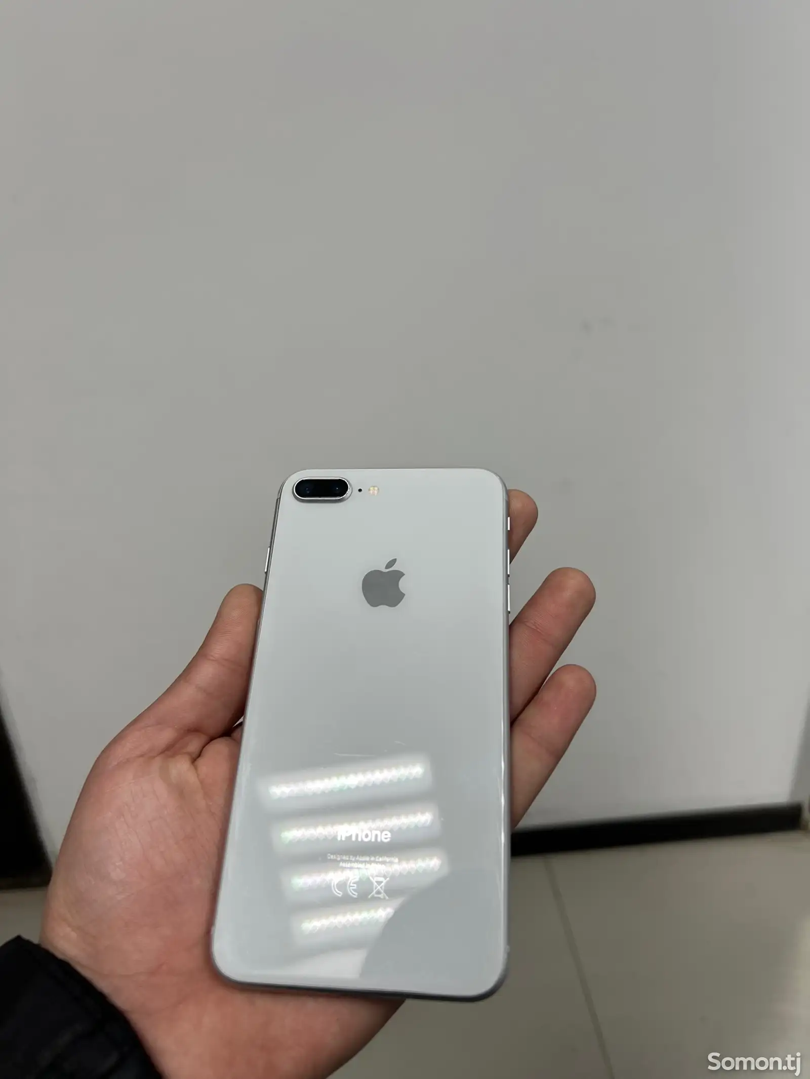 Apple iPhone 8 plus, 64 gb, Silver-1