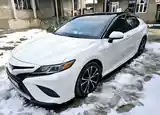 Toyota Camry, 2018-8