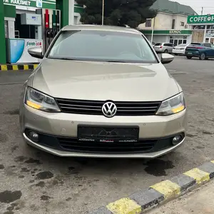 Volkswagen Jetta, 2014