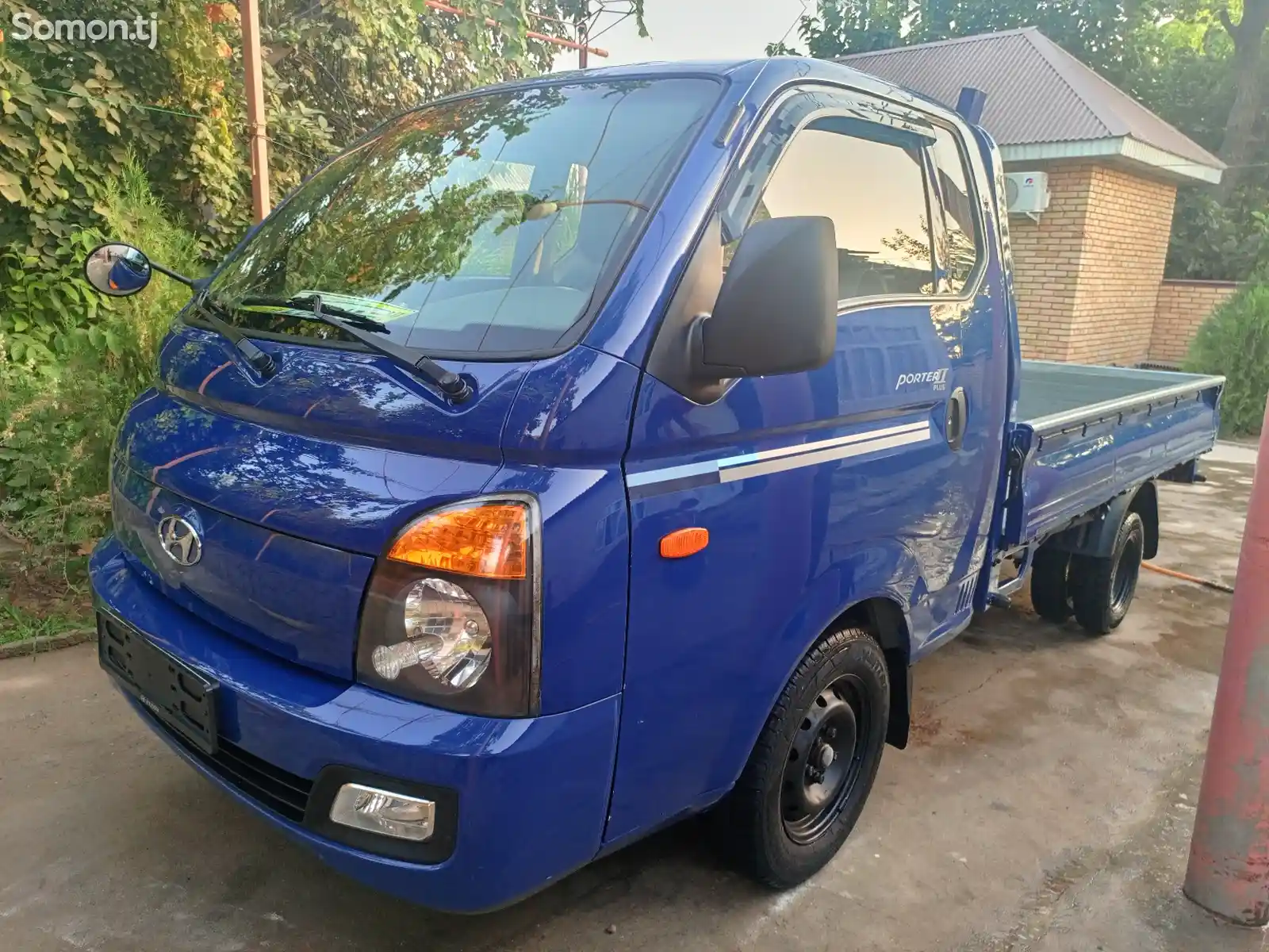 Бортовой автомобиль Hyundai Porter, 2015-3