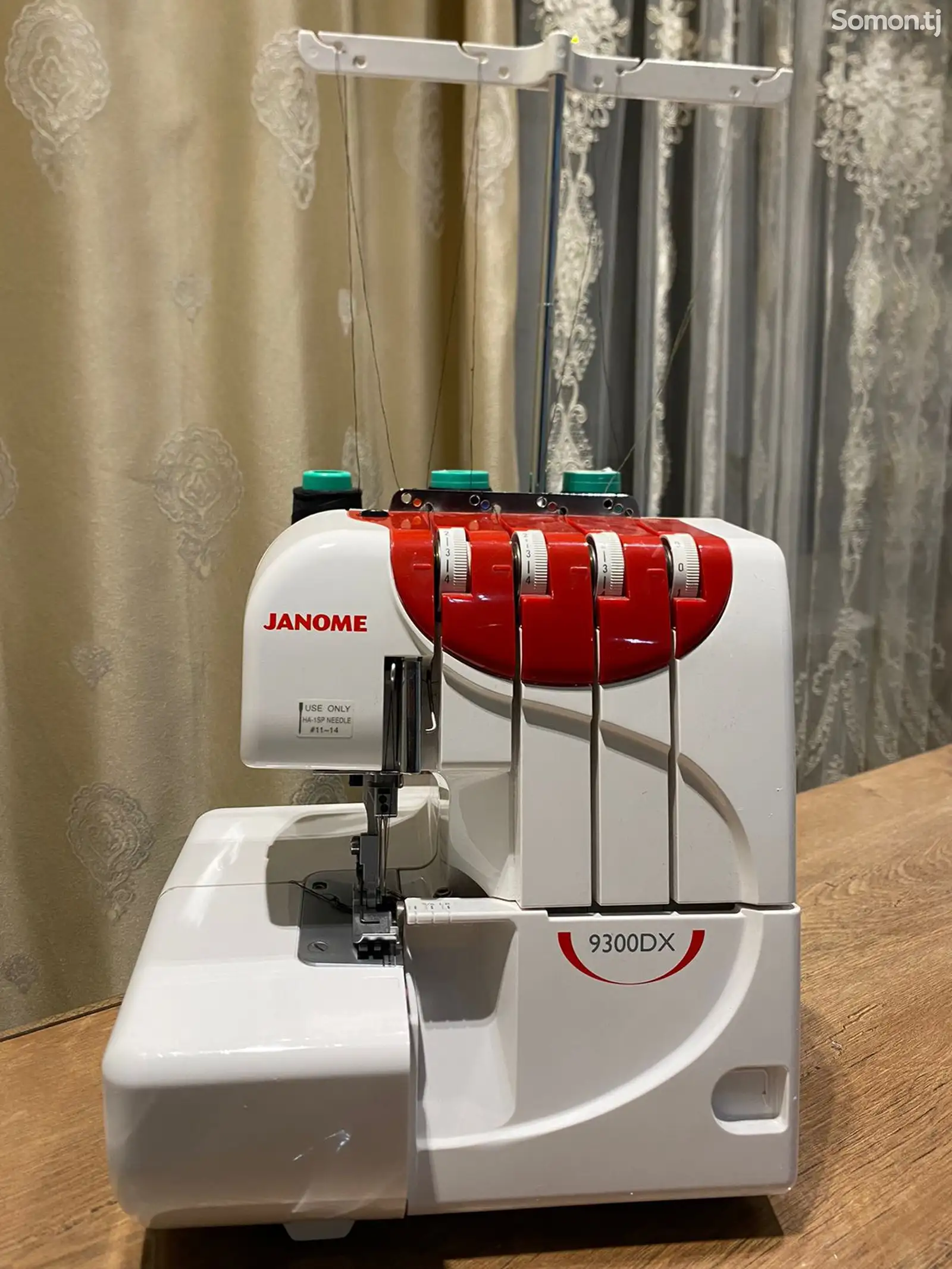 Оверлок Janome 9300DX