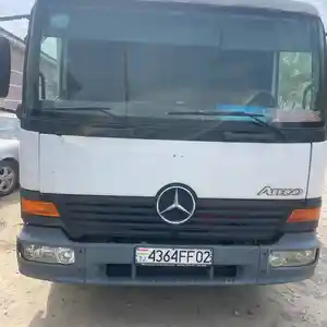Бортовой грузовик Mercedes benz Atego