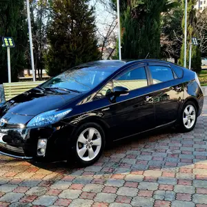 Toyota Prius, 2011