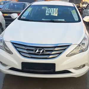 Hyundai Sonata, 2010