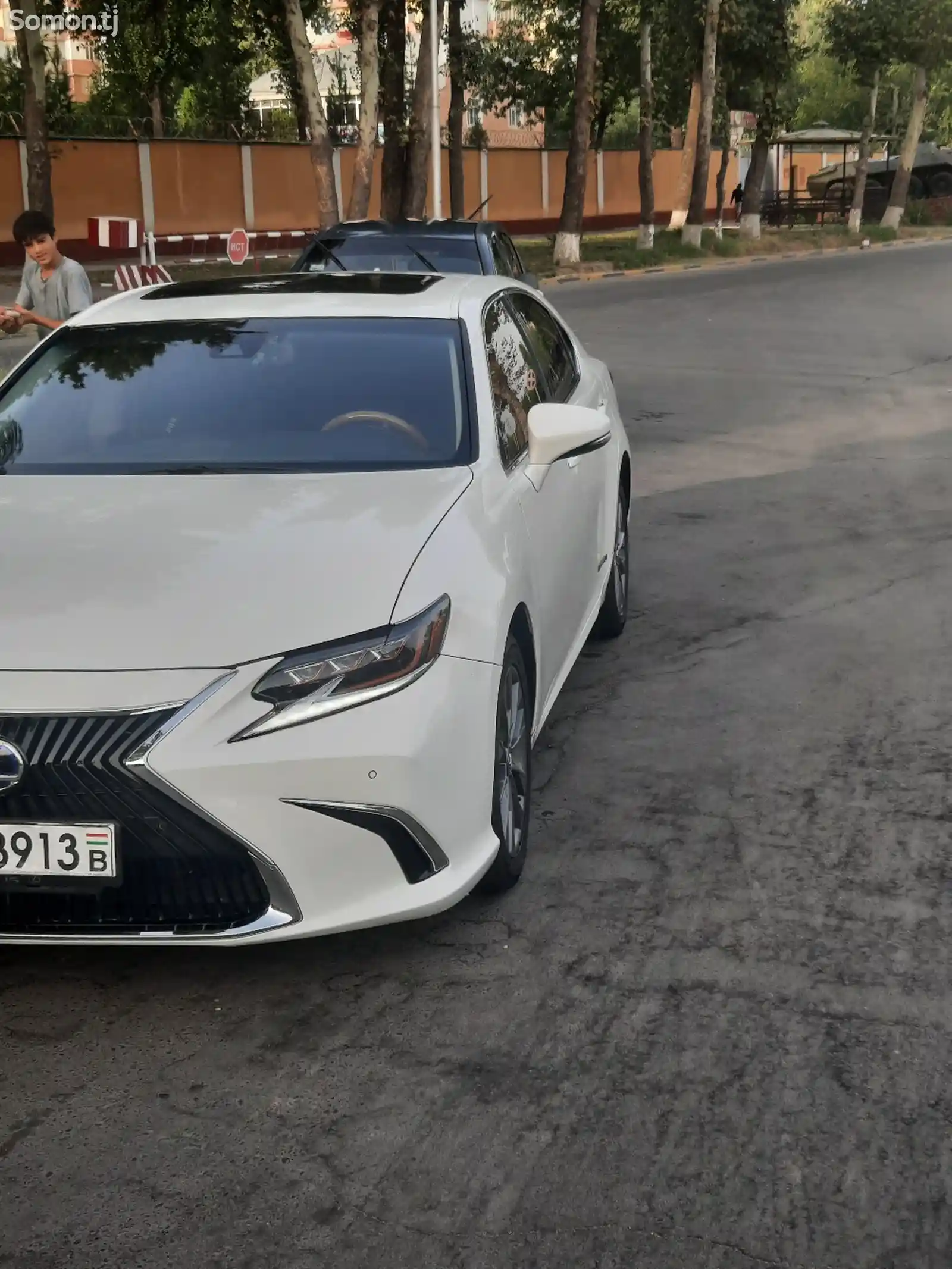 Lexus ES series, 2015-1