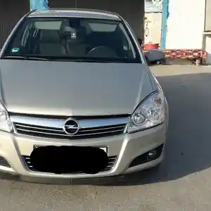 Opel Astra H, 2008