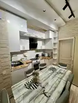 2-комн. квартира, 12 этаж, 70м², шохмансур-9