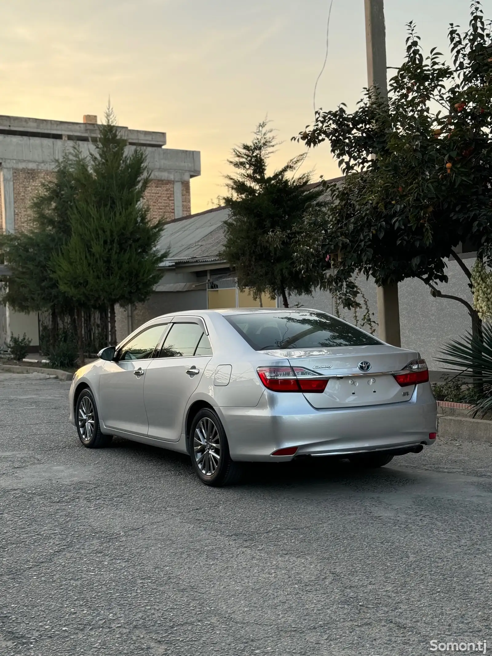 Toyota Camry, 2016-8